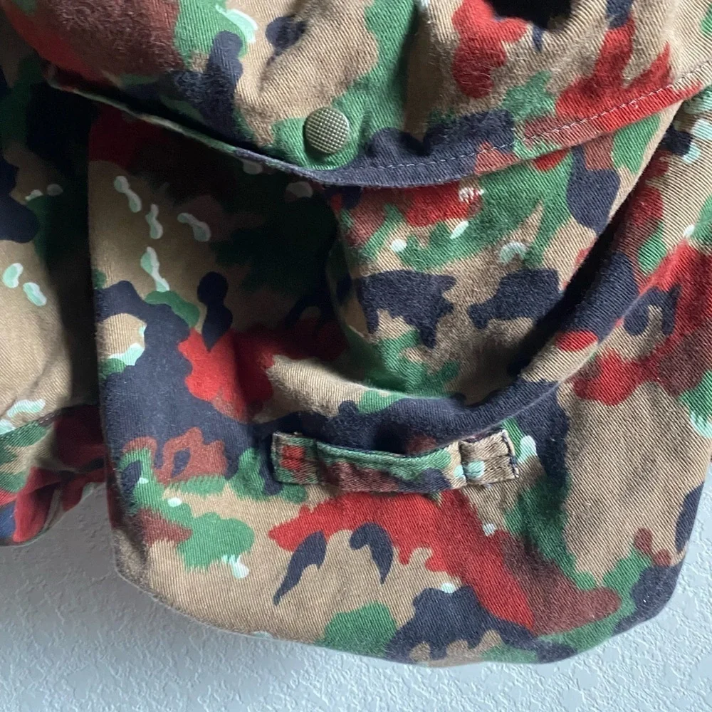 Swiss alpenflage M74-75 Camo Rucksack Bag Holds 20-25 Liters Gorpcore Travel